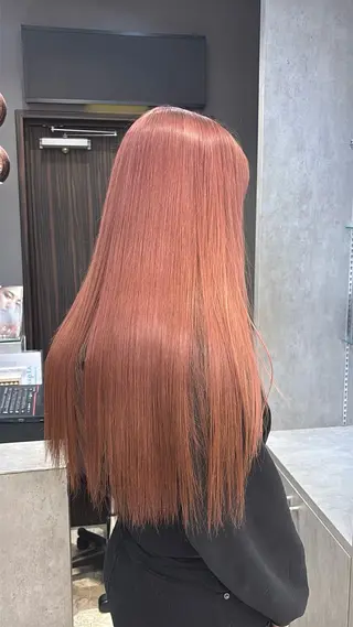 ロング 韓国ヘア/ブリーチ無 しWカラー/オリーブのヘアスタイル