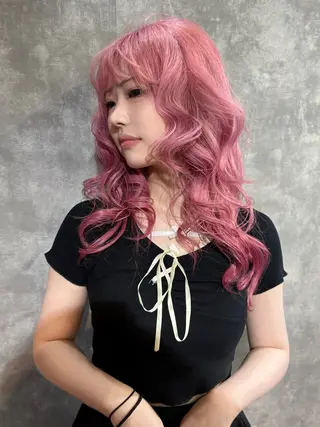 セミロング 夏季 デザインカラー /ブリーチカラーのヘアスタイル