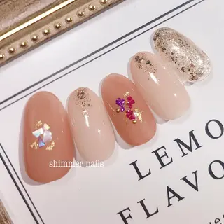 ネイル shimmer nailsのネイルデザイン