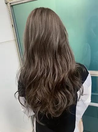 ロング 韓国カット/透明感 Re.Labo岡本のヘアスタイル