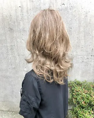 ミディアム miki 🦎のヘアスタイル