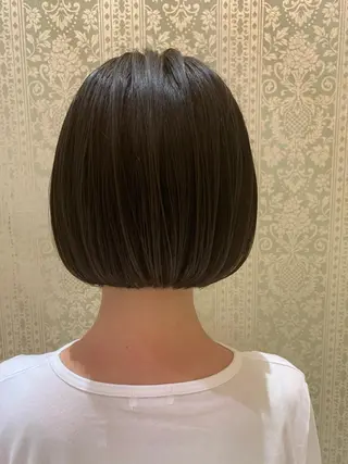 ショート 高槻裕二 ショートボブ縮毛矯正のヘアスタイル