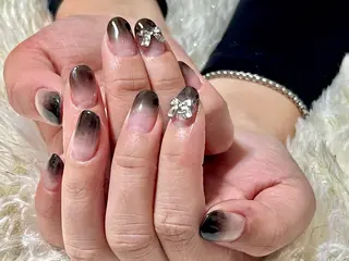 ネイル hohomi .のネイルデザイン