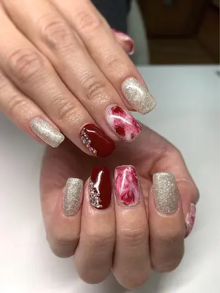 ネイル Lily Roseスタッフ一同のマツエク・マツパデザイン