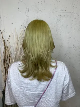 セミロング カラー 310【サンイチマル】所属・透明感ハイトーン🦄 キラ🌈のヘアスタイル