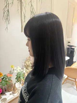 セミロング カラー 🎀花屋併設サロン 荘司まゆり🎀‪‪のヘアスタイル