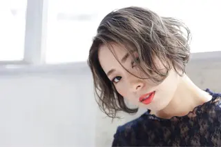 ショート カラー Lolonois池田 代表 鍜治本颯太のヘアスタイル