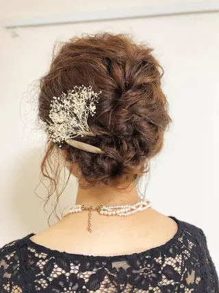 ミディアム ヘアアレンジ 工藤 沙羅のヘアスタイル