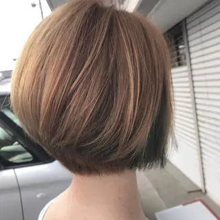 ショート カラー レイヤーカット匠 イソザキノリユキのヘアスタイル