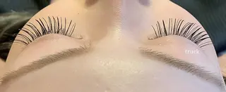 マツエク・マツパ アイサロンTOP BROW天王寺あべの店所属・TOPBROW マユリのマツエク・マツパデザイン