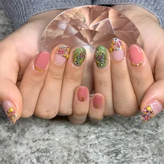 ネイル RuxuryNail ／RiAnnaのネイルデザイン