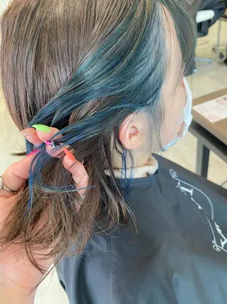 ミディアム カラー ベージュ/インナー カラー🤍Rieのヘアスタイル