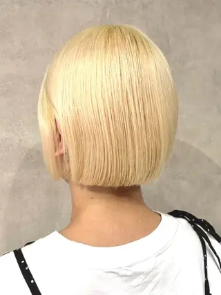 ショート カラー 黒木 栞のヘアスタイル