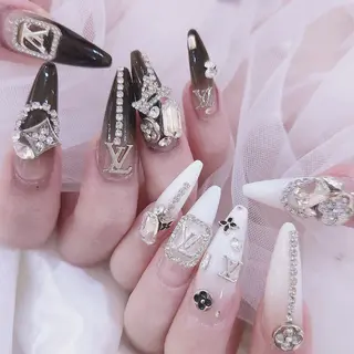 ネイル u   n   o  n a i l 01のネイルデザイン