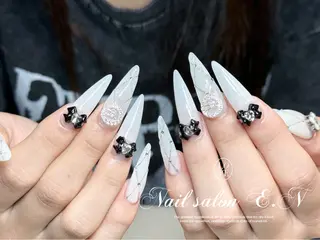 ネイル E.N🦋 長さ出し/持ち込みのネイルデザイン
