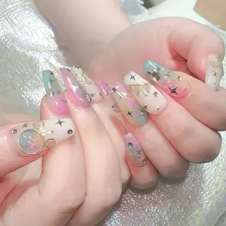 ネイル Queens 榊 まおのネイルデザイン