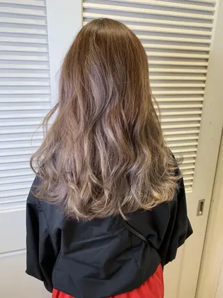 セミロング 渋谷ハイトーン/ デザインカラー阿部のヘアスタイル