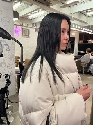 ロング カラー パーマ NOUN所属・eri kinjoのヘアスタイル