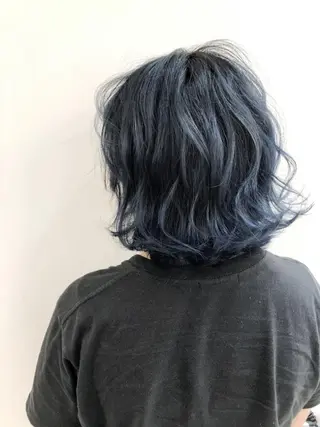 ミディアム カラー due hair 京都駅前店 MILBON オージュア認定サロン【デューヘアー】所属・ハイトーンブリーチ 土坂 由志【京都】のヘアスタイル