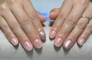 ネイル Una ☀️☀️のネイルデザイン