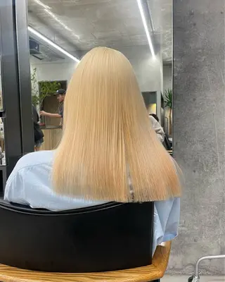 カラー 佐伯 和佳のヘアスタイル