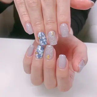 ネイル Lily Roseスタッフ一同のマツエク・マツパデザイン