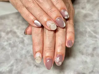 ネイル Nailsalon Graciasのネイルデザイン