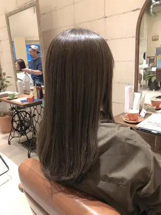 ロング カラー ひろせ かなのヘアスタイル