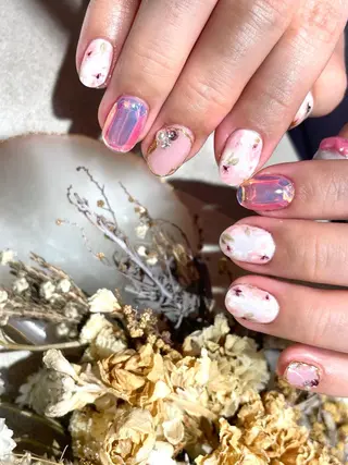 ミディアム m kaori𓃟のネイルデザイン