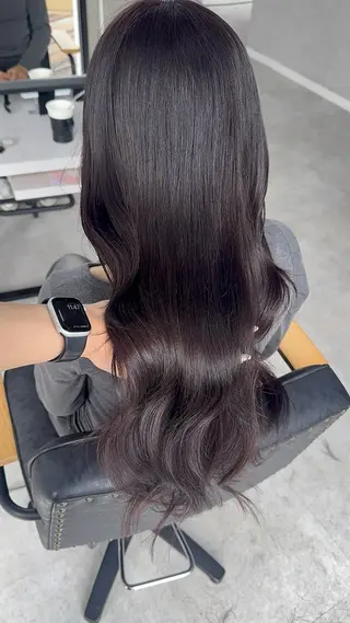 ロング カラー 赤み無し柔らかカラー 【梅田】madokaのヘアスタイル