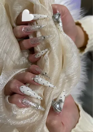 ネイル &Me さらのネイルデザイン