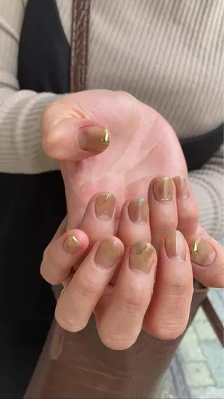 ネイル nailsalon　hue所属・小山 羽奈のネイルデザイン