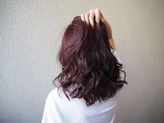 セミロング カラー SHE. hairdesignのヘアスタイル