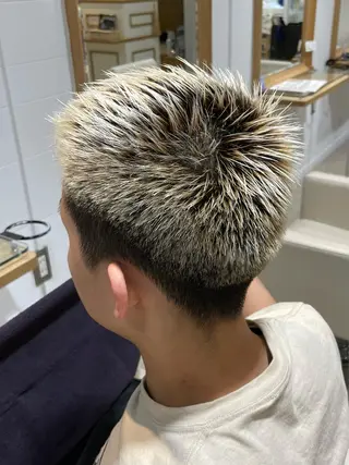 ショート 🐝メンズハイライト …Rioのヘアスタイル