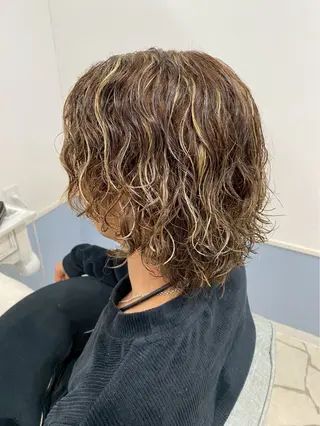 カラー パーマ メンズ 三宅 隼生のヘアスタイル