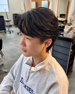 パーマ メンズ 男の理想を叶える🔥 メンズパーマ特化｜関のヘアスタイル