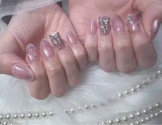 ネイル Nailsalon petille所属・Ｈ azのネイルデザイン