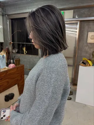 ミディアム カラー サトウ レンマのヘアスタイル