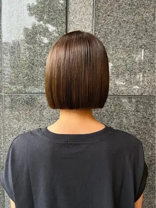 ショート ボブ/ハイトーン/ 岡山駅/別曽遥也のヘアスタイル