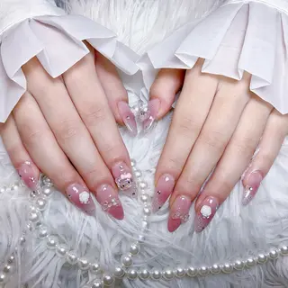 ネイル 🌈Yun nail hyejin💋のネイルデザイン
