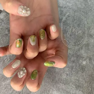 ネイル 'mm所属・'mm  (ミリ) ＭＡＮＡＭＩのネイルデザイン
