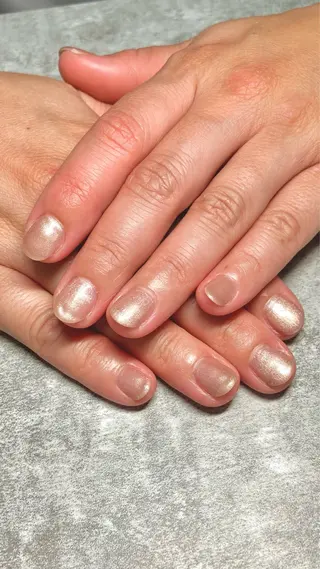 ネイル haleyume所属・shino🌟 痛ネイルのネイルデザイン