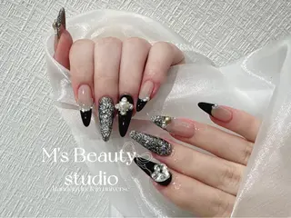 ネイル エムズ ビューティスタジオのマツエク・マツパデザイン