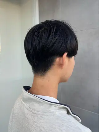 メンズ メンズパーマ/ スパイキー/フェードのヘアスタイル