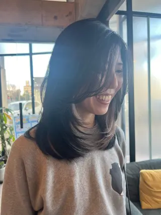 セミロング カラー 只野 真衣のヘアスタイル