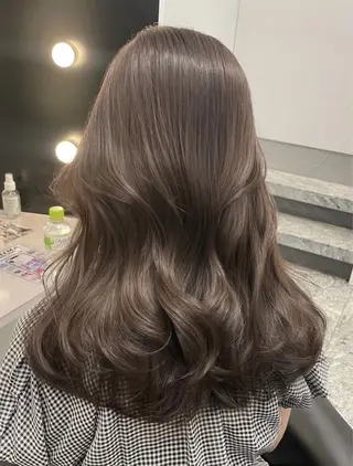 セミロング カラー パーマ 森山 陽菜のヘアスタイル