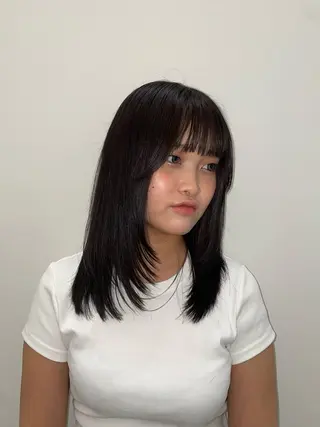 ミディアム ミユ/レイヤー/ カットモデル/名東区のヘアスタイル