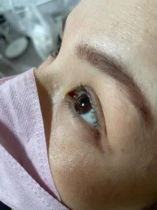 マツエク・マツパ Lian de FLOAT所属・西山 英美佳の眉毛・アイブロウイメージ