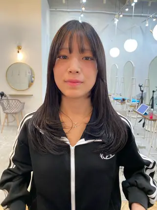 ロング パーマ ROMMY所属・似合わせヘア 💇🏻‍♀/マリアのヘアスタイル