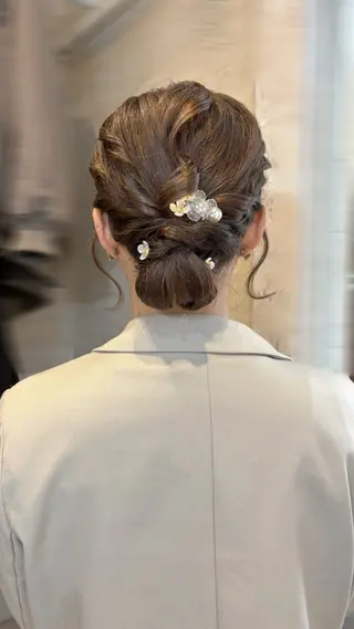 ミディアム ヘアアレンジ elu あやね‎🤍🫧のヘアスタイル